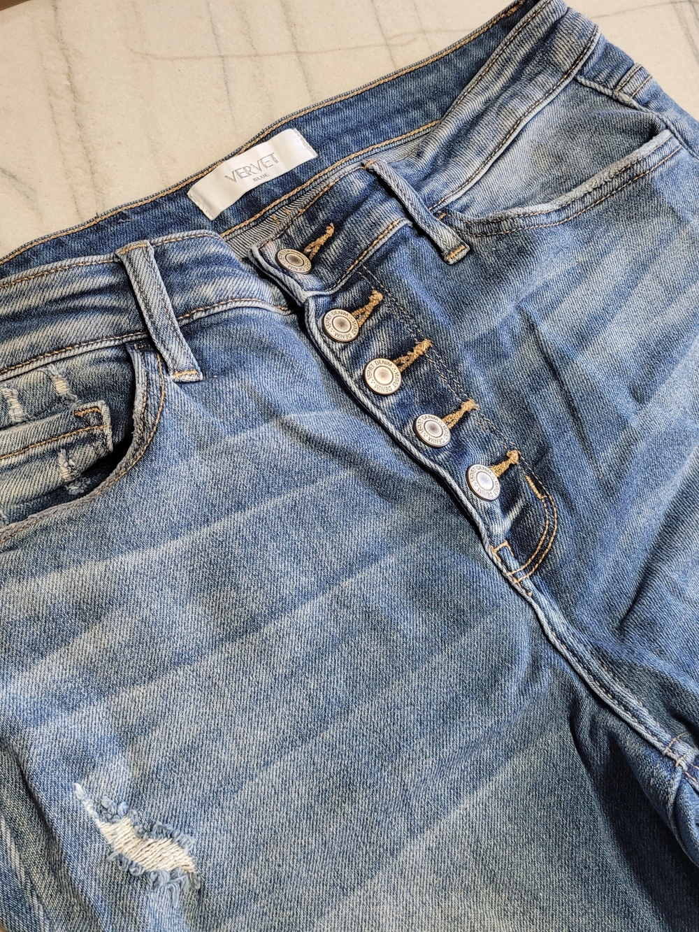 Vervet High-Rise Light Blue Button-Fly Women’s Jeans